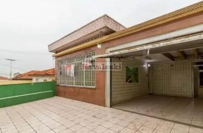 >> casa térrea em ótima localização com 350 m²  próximo a todo o comércio da região .