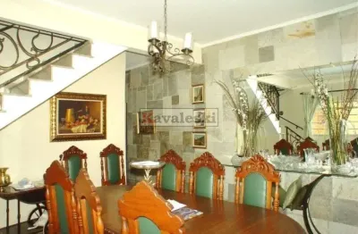 Excelente localização com muito conforto e comodidade para todos venha conferir!