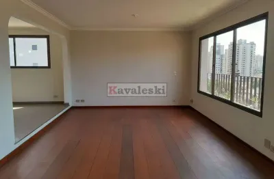 Apartamento 4 dormitórios, sendo 3 suítes bem distribuído em 230 metros quadrados!