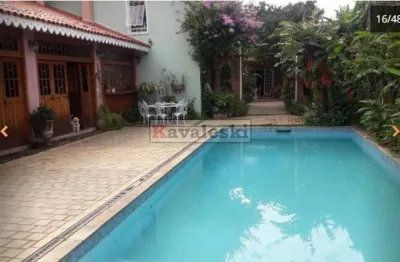 Sobrado altompadrão 3 dormitórios 2 suites 8 wcs 8 vagas de garagem - aréa gourmet com piscina