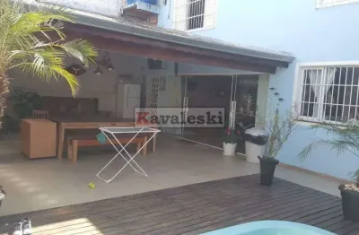 Lindo sobrado recem reformado e pintado no ipiranga