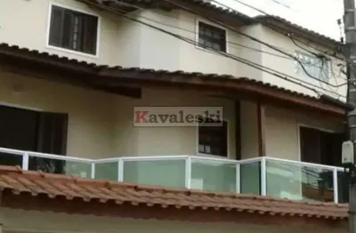 **  sobrado novo com 4 dormitórios ao lado do metrô !