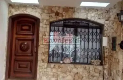 Sobrado miolo ipiranga próx ao metrô 3 dormitórios 1 suite 1 vaga - quintal