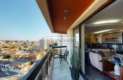 Apartamento com 4 quartos e 2 banheiros à venda, 139 m²