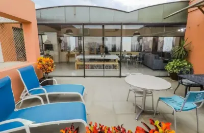 Cobertura para venda tem 270 m² com 3 quartos e 3 vagas!