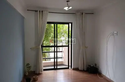 Apartamento reformado com sacada no jardim celeste. oportunidade !!!!!
