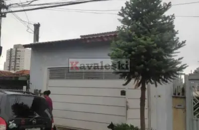 Casa térrea 2 dormitórios sala 2 ambientes 2 vagas de garagem , terraço e quintal com churrasqueira