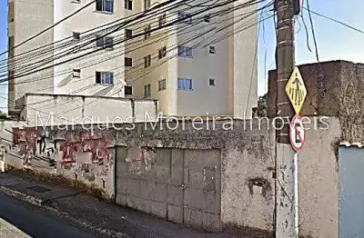 Casa com 3 quartos para alugar na Rua José Lourenço Kelmer, São Pedro, Juiz de Fora