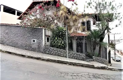 Casa com 3 quartos à venda na Rua Ribeiro de Abreu, Bairu, Juiz de Fora