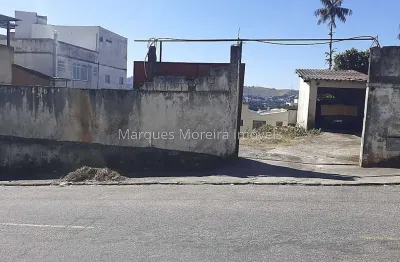 Terreno à venda na Rua do Carmelo, Paineiras, Juiz de Fora