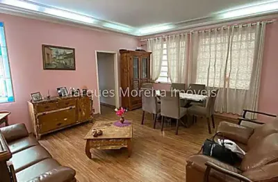 Excelente de 3 quartos com 120 metros no centro de juiz de fora