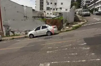 Terreno à venda na Rua Antônio Dias Tostes, Granbery, Juiz de Fora