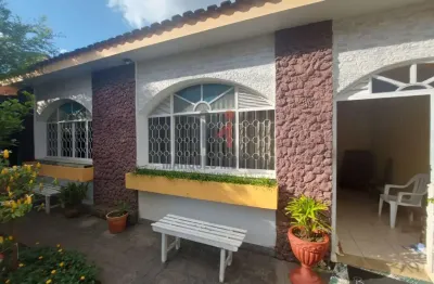 Casa com 4 quartos à venda na Rua Antônio Passarela, São Mateus, Juiz de Fora