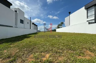 Oportunidade unica no alphaville 2, terreno plano próximo a portaria.