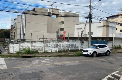 Terreno à venda na Rua Ithamar Soares De Oliveira, Cascatinha, Juiz de Fora