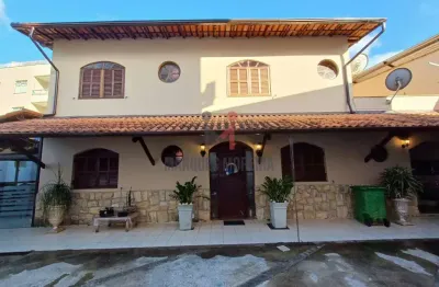 Casa com 4 quartos à venda na Praça Praca Arthur Bernardes, 190, Bandeirantes, Juiz de Fora