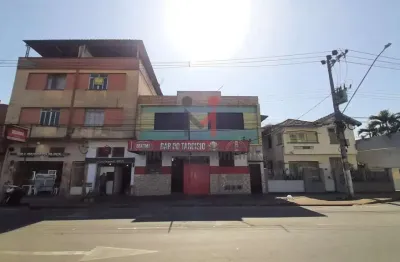 Casa comercial à venda na Rua Henrique Burnier, 408, Mariano Procópio, Juiz de Fora