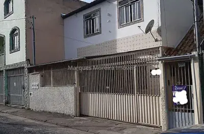 Casa com 3 quartos à venda na Rua Elvira Bellei, Santa Luzia, Juiz de Fora