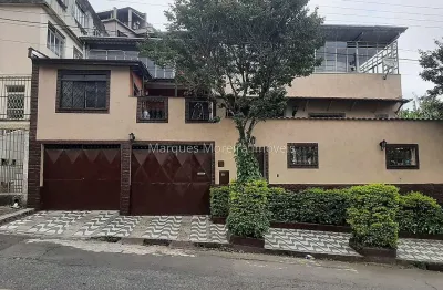 Casa com 4 quartos à venda na Rua Professor Oscar Paulo Almeida, Costa Carvalho, Juiz de Fora