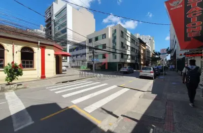 Apartamento 2 quartos 1 l. escada rua santo antônio