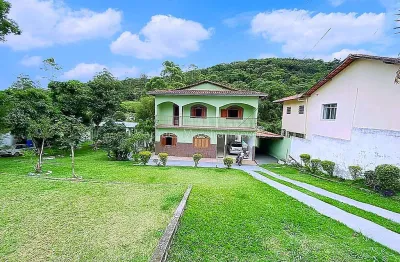 Chácara / sítio com 3 quartos à venda na Rua Oliveiro Pires de Carvalho, Recanto dos Lagos, Juiz de Fora