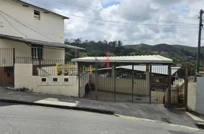 Ótima oportunidade: casa espaçosa e aconchegante no bairro progresso!