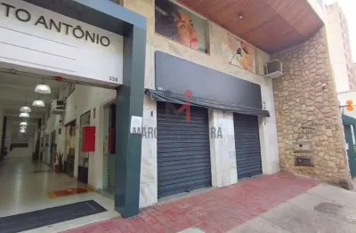 Oportunidade única no coração de juiz de fora: loja comercial de 71m² com vaga de garagem!