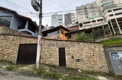 Casa de alto padrão à venda no jardim laranjeiras – próxima ao cascatinha