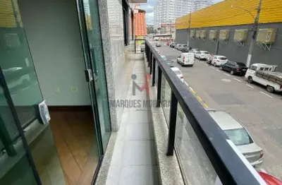 Apartamento de 3 quartos com suíte, varanda e terraço exclusivo — frente, vista perfeita e localização privilegiada!