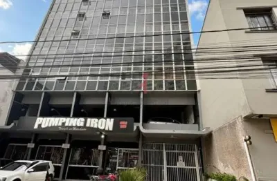 Imóvel com alto potencial em uma das esquinas mais valorizadas da cidade.