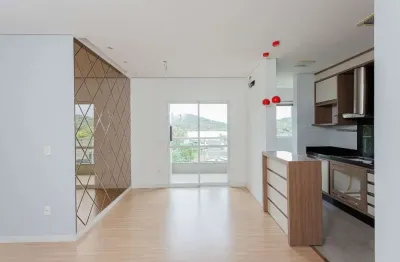 Apartamento no glória: 3 quartos, 1 suíte,   2 vagas de garagem!