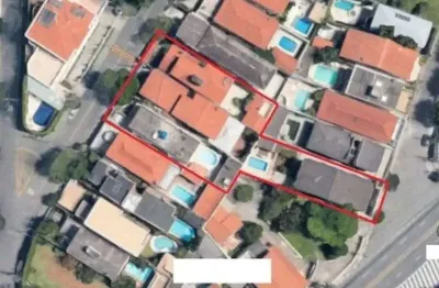 Terreno à venda na Rua Doutor José Maria Whitaker, 64, Vila Sônia, São Paulo