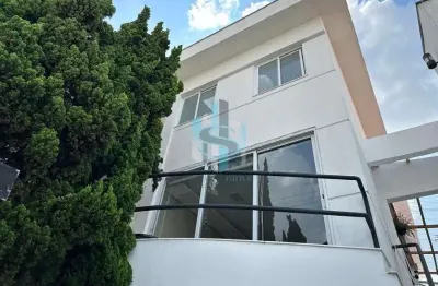 Casa com 3 quartos para alugar na Rua São José do Barreiro, 296, Mooca, São Paulo