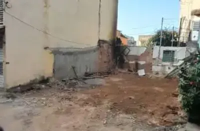 Terreno à venda na Rua Afro Fernandes, 38, Vila Mazzei, São Paulo