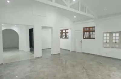 Casa comercial com 1 sala para alugar na Rua Deputado João Sussumu Hirata, 30, Vila Andrade, São Paulo