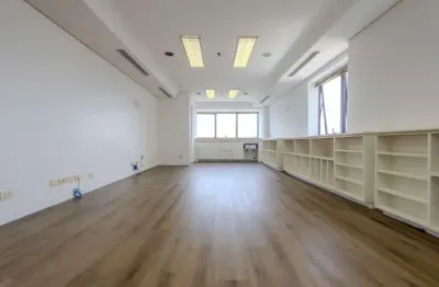 Sala comercial com 3 salas à venda na Rua Maestro Cardim, 560, Liberdade, São Paulo