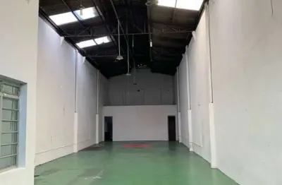 Barracão / Galpão / Depósito com 2 salas para alugar na Rua Camacam, 339, Vila Anastácio, São Paulo
