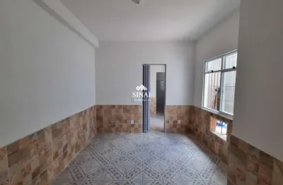 Apartamento com 1 quarto para alugar na das ametistas, 238, rocha miranda, rio de janeiro por r$ 700