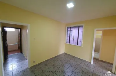 Apartamento com 2 quartos para alugar na bento cardoso, 30, penha, rio de janeiro por r$ 800