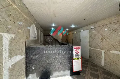 Ponto comercial com 1 sala à venda na Rua Ferreira Cantão, Irajá, Rio de Janeiro