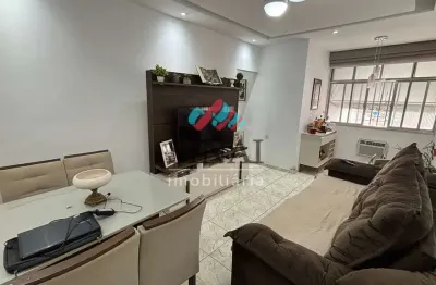 Reformadíssimo 2 quartos, dependência tipo suite, armários planejados, vaga coberta, condomínio fec