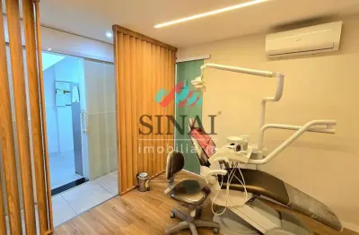 Prédio com 6 salas à venda na Rua Delfina Enes, Penha, Rio de Janeiro