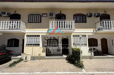 Casa aconchegante 2 quartos armários planejados condomínio fechado garagem - pronta para entrar e m