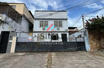 Amplo 2 quartos, garagem, sem condomínio, a 300 metros do metrô