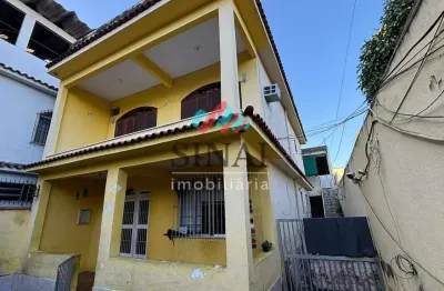 Sinai vende 2 casas - uma com 4 e outra com 2 quartos - oportunidade para 2 famílias