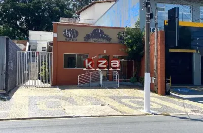 Salão comercial para locação na avenida dos espertes, valinhos-sp: 1 sala, 1 banheiro, 3 vagas de garagem e 226m² de área.