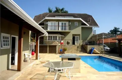 Imperdível oportunidade: casa em condomínio de luxo na colinas dos álamos, valinhos-sp - 3 quartos, 3 suítes, 540m².
