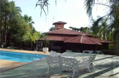 Casa de luxo no condomínio colina dos coqueiros em valinhos-sp: 5 quartos, 5 suítes, 4 salas, 5 banheiros, 6 vagas, 750m².
