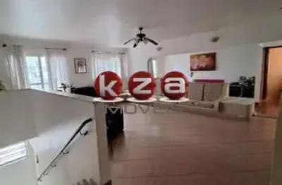 Imperdível casa à venda em Campinas-SP, no Jardim Planalto: 4 quartos, 1 suíte, 2 salas, 3 banheiros, 6 vagas de garagem, 322 m².