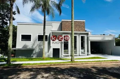Casa de Luxo em Condomínio: 5 suítes, 5 salas, 9 banheiros, 4 vagas na cidade de Valinhos-SP, Condomínio Vale do Itamaracá - 760m².